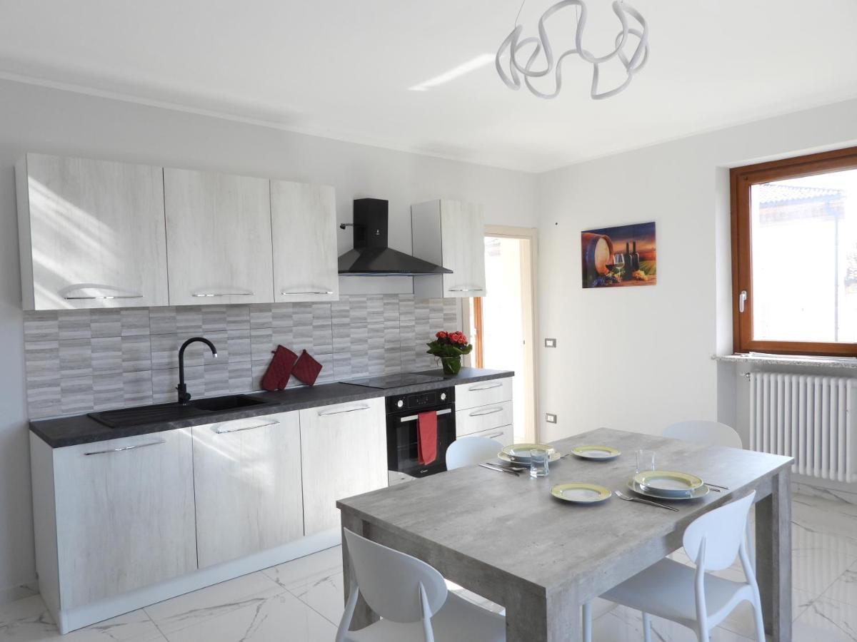 Roero Sunset Apartment โกโวเน ภายนอก รูปภาพ