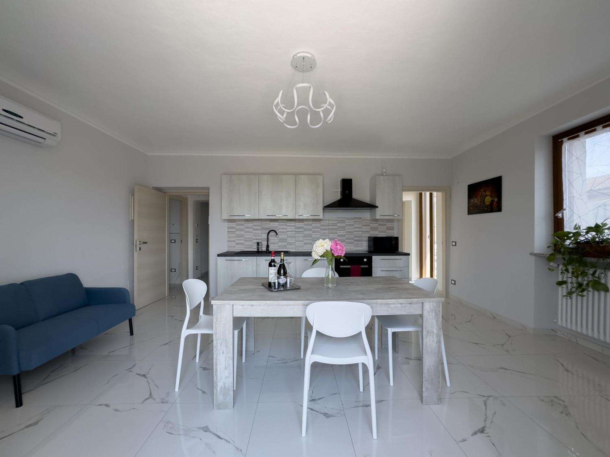 Roero Sunset Apartment โกโวเน ภายนอก รูปภาพ