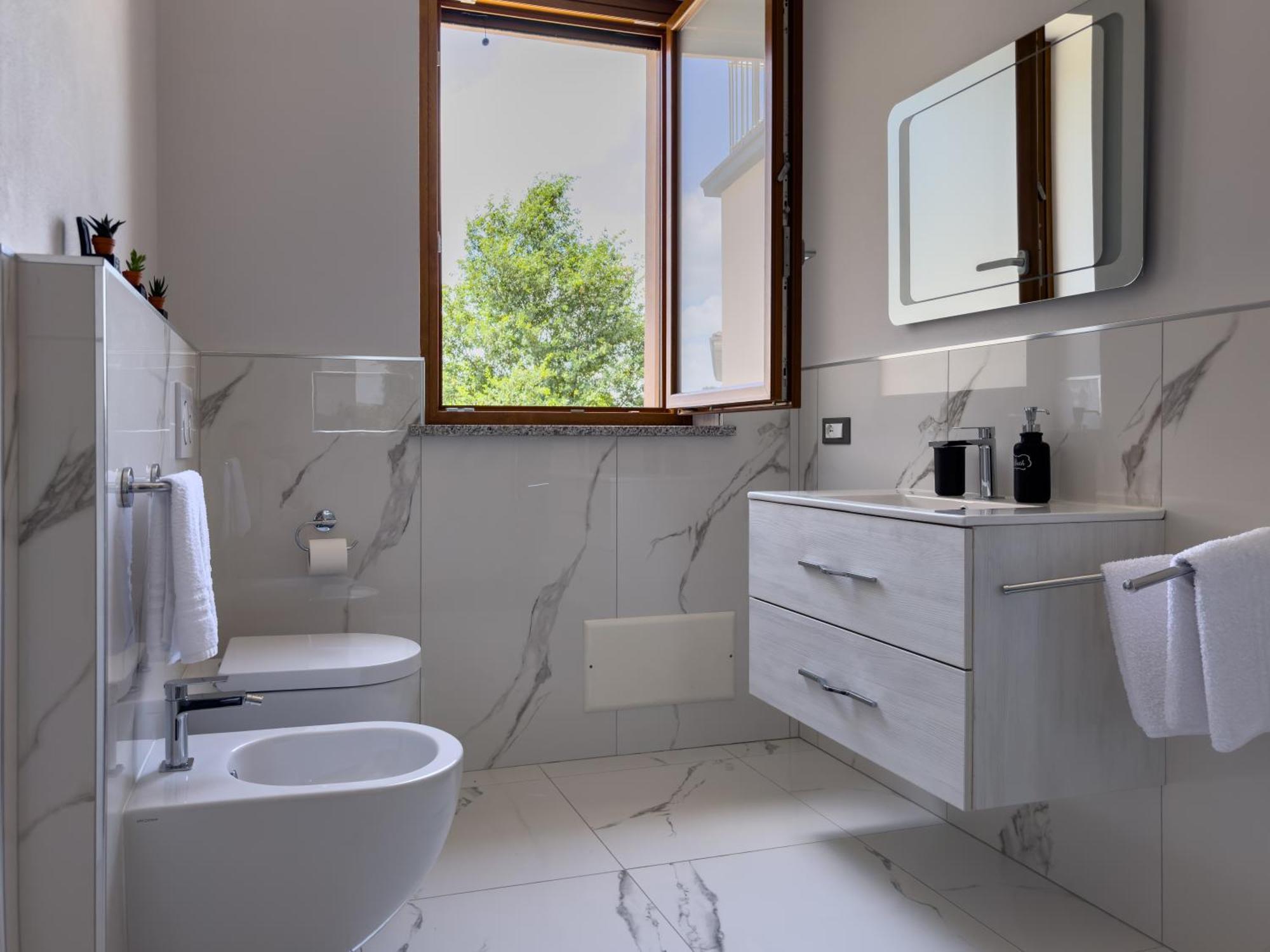 Roero Sunset Apartment โกโวเน ภายนอก รูปภาพ